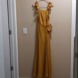 Long yellow dress